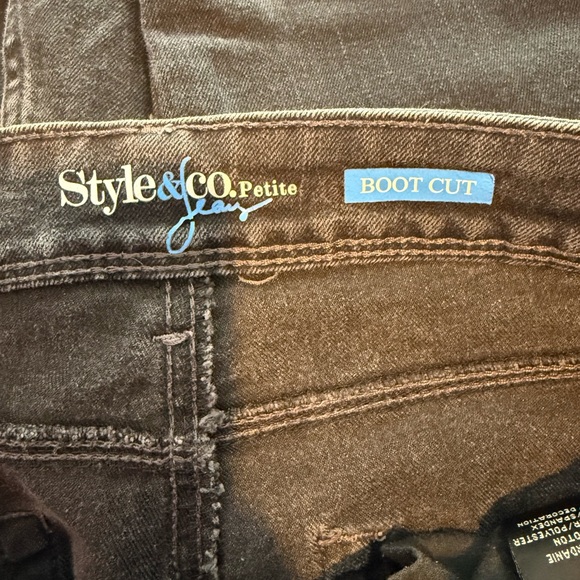 Style & Co. Black Straight Leg Jeans. Size 12 - Picture 3 of 4